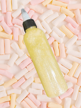 Load image into Gallery viewer, scented hydrating shimmer oil