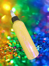 Load image into Gallery viewer, scented hydrating shimmer oil